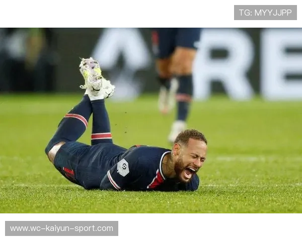 内马尔短距离踩点组合令人拍案叫绝